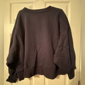 NWT cropped Zenana sweatshirt with big sleeves. Size 2x navy